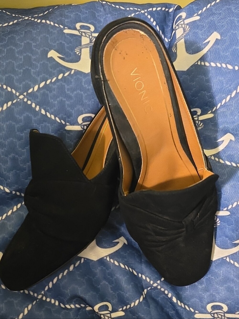 Vionic Black Suede Slip-On Pointed Mules
